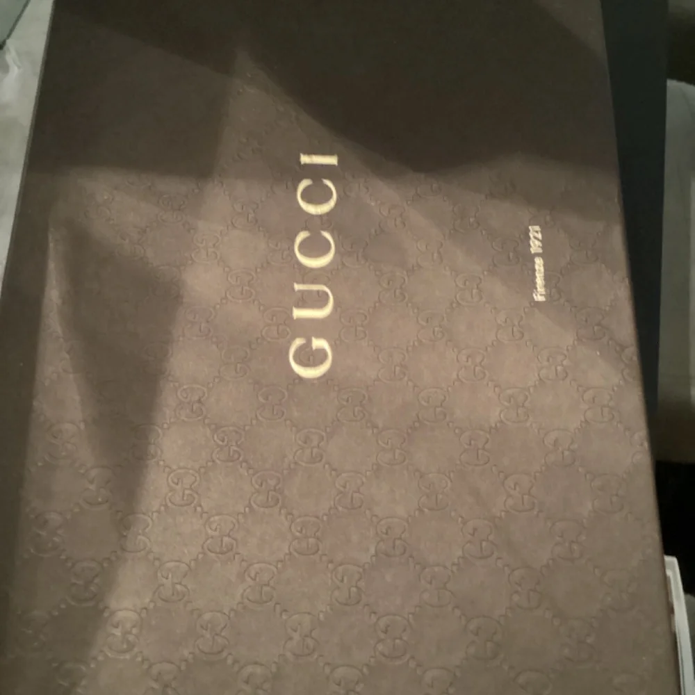 Gucci Sneakers NIB size  8.5